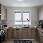 Apartment With Parking Space - 23252