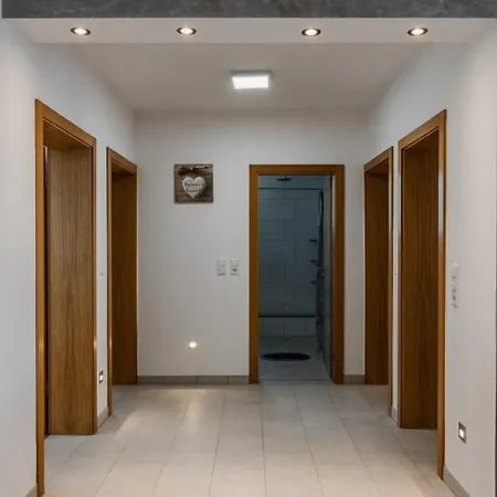 Appartamento With Parking Space - 23252 *