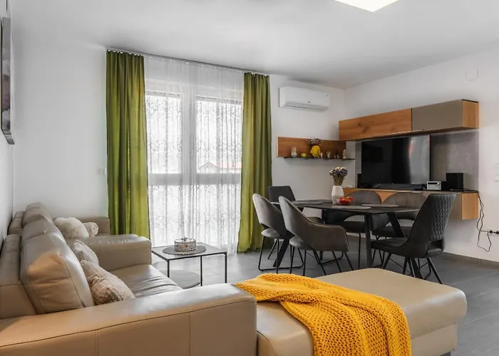 With Parking Space - 23252 Appartement *