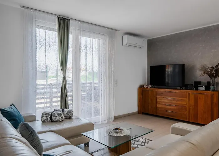 Appartement With Parking Space - 23252 Vir