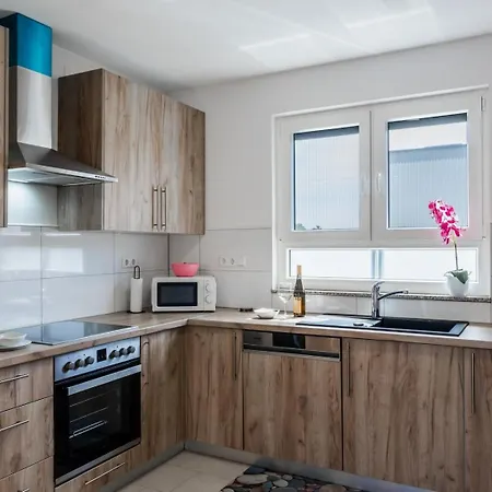 With Parking Space - 23252 Appartement