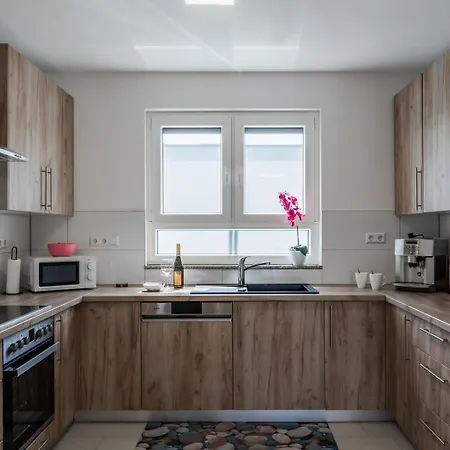 Appartement With Parking Space - 23252