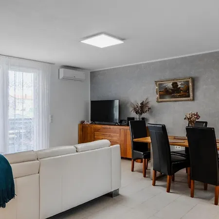 With Parking Space - 23252 Appartement