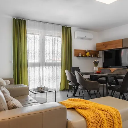 With Parking Space - 23252 Appartement *