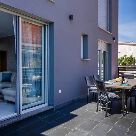 Διαμέρισμα With Parking Space - 23252 *