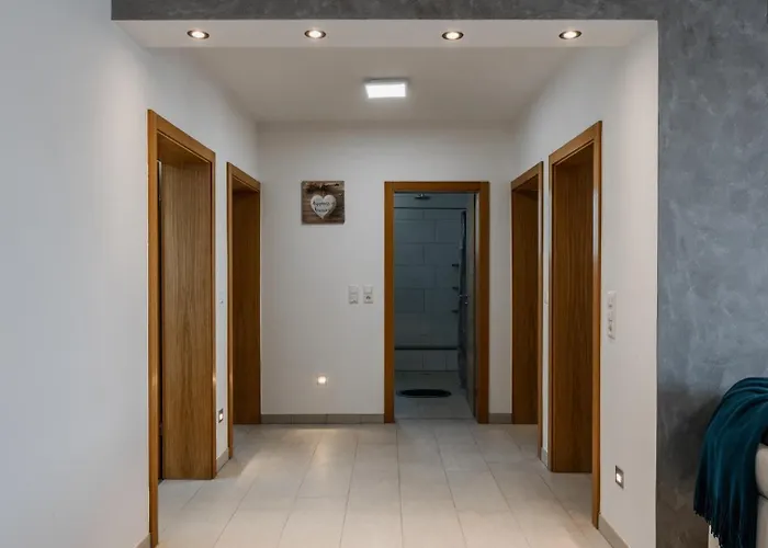 شقة With Parking Space - 23252 *